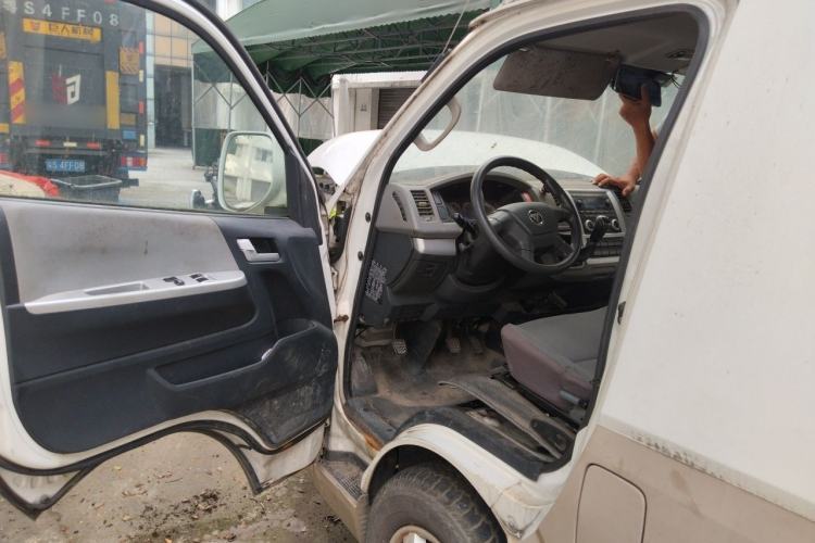 Used Foton Scenic G7 2016 2.0L Commercial Version Short Wheelbase High-Roof 4Q20M Driver Seat