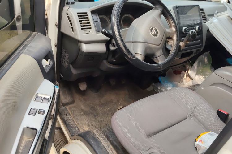 Used Foton Scenic G7 2016 2.0L Commercial Version Long Wheelbase High Roof – 4Q20M Driver Seat