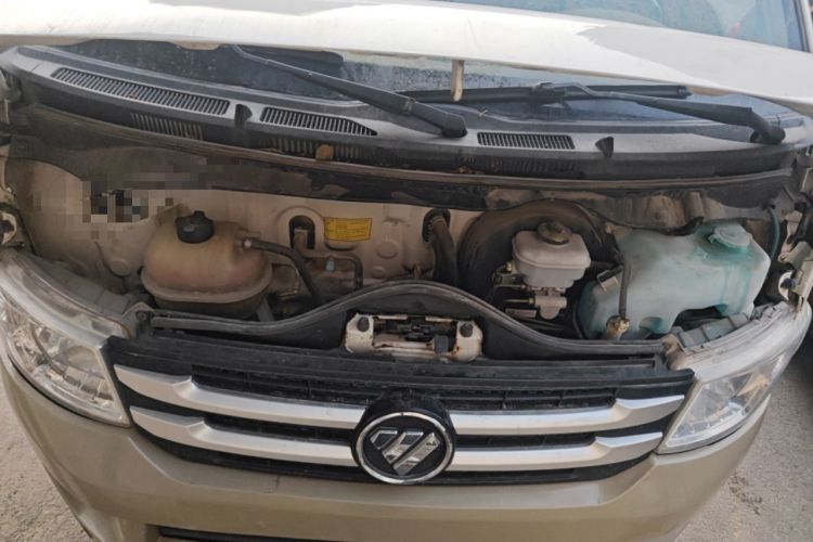 Used Foton Scenic G7 2016 2.0L Commercial Edition Long Wheelbase High-Roof 4Q20M Engine Bay