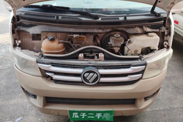Used Foton Scenic G7 2016 2.0L Commercial Edition Long Wheelbase High-Roof 4Q20M Engine Bay