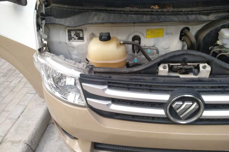 Used Foton Scenic G7 2016 2.0L Commercial Edition Long Wheelbase High-Roof 486EQV4 Engine Bay Right