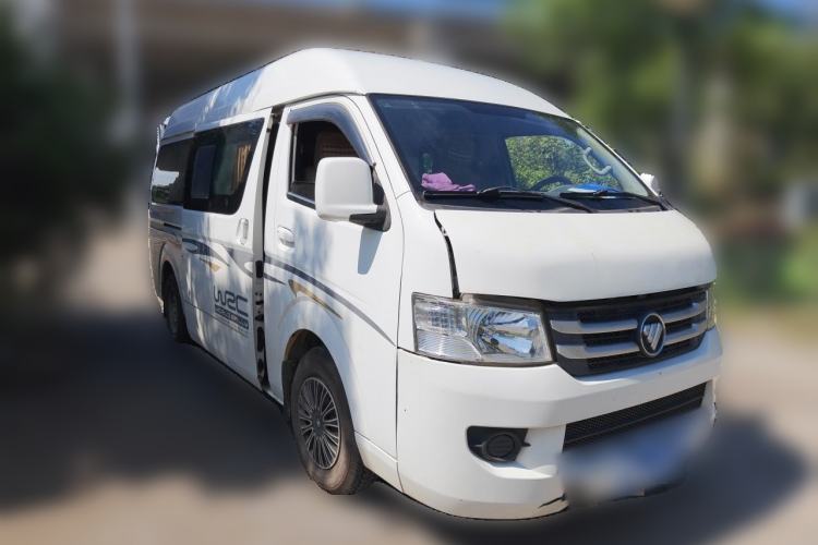 Used Foton Scenic G7 2016 2.0L Commercial Edition Long Wheelbase High-Roof 4Q20M Front Right 45 Deg