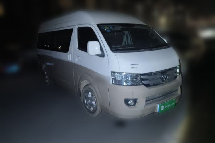 Used Foton Scenic G7 2016 2.0L Commercial Version Long Wheelbase High Roof – 4Q20M Front Right 45 Deg