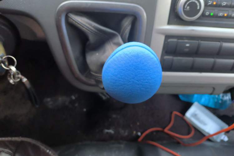 Used Foton Scenic G7 2016 2.0L Commercial Version Long Wheelbase High Roof – 4Q20M Gear Lever