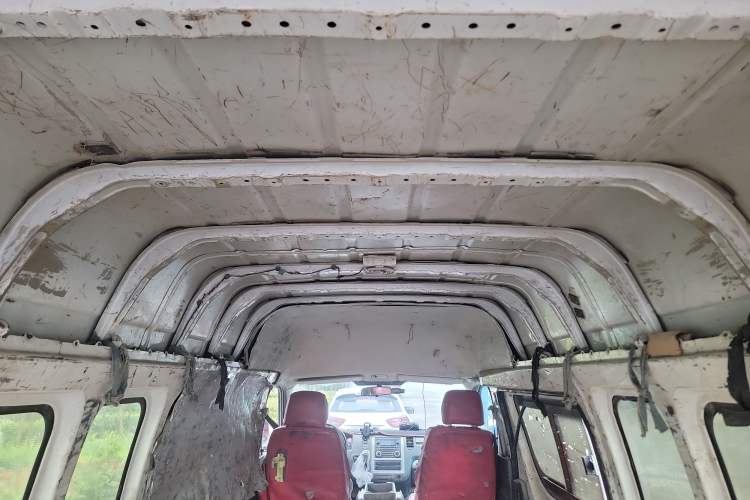 Used Foton Scenic G7 2016 2.0L Commercial Version Long Wheelbase High Roof – 4Q20M Headliner