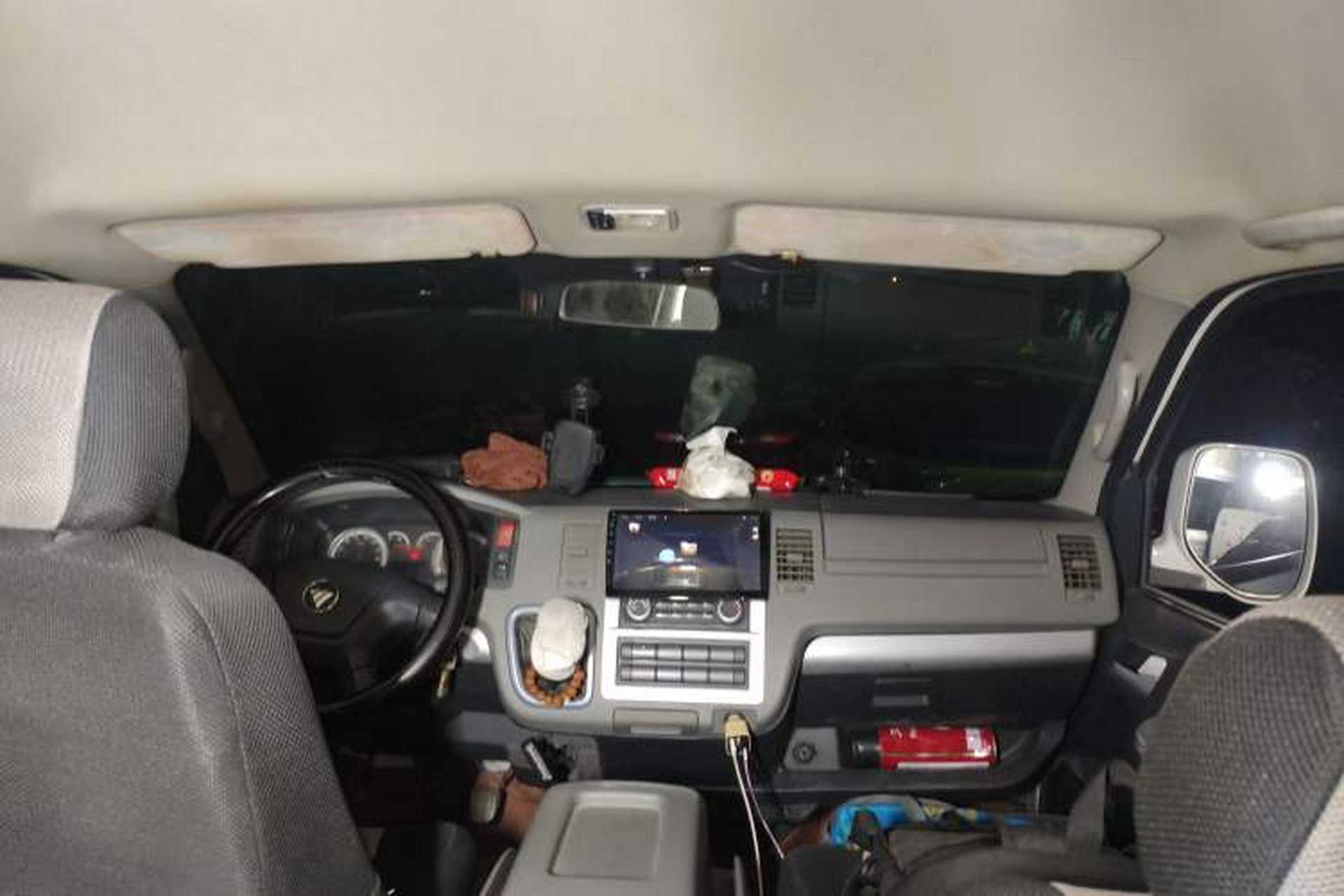 Used Foton Scenic G7 2016 2.0L Commercial Version Long Wheelbase High Roof – 4Q20M Headliner