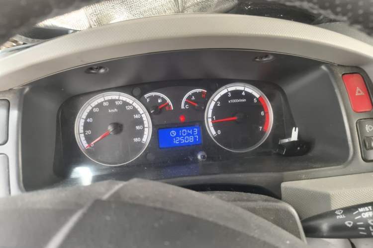 Used Foton Scenic G7 2016 2.0L Commercial Version Short Wheelbase High-Roof 4Q20M Instrument Cluster
