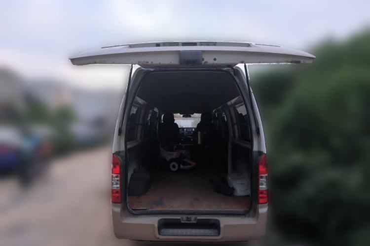 Used Foton Scenic G7 2016 2.0L Commercial Version Long Wheelbase High Roof – 4Q20M Trunk