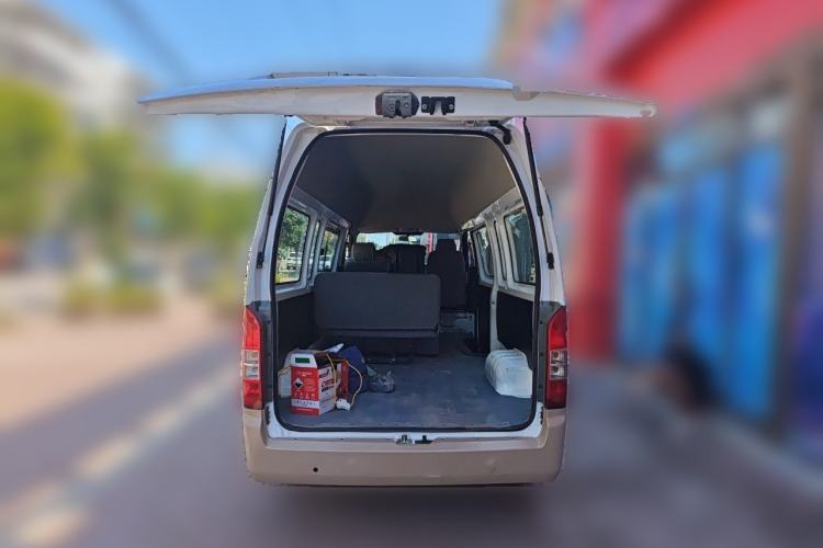 Used Foton Scenic G7 2016 2.0L Commercial Version Long Wheelbase High Roof – 4Q20M Trunk