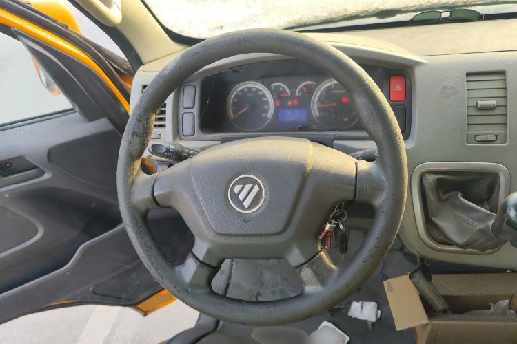 Used Foton Scenic G7 2016 2.0L Commercial Version Long Wheelbase High Roof – 4Q20M Steering Wheel