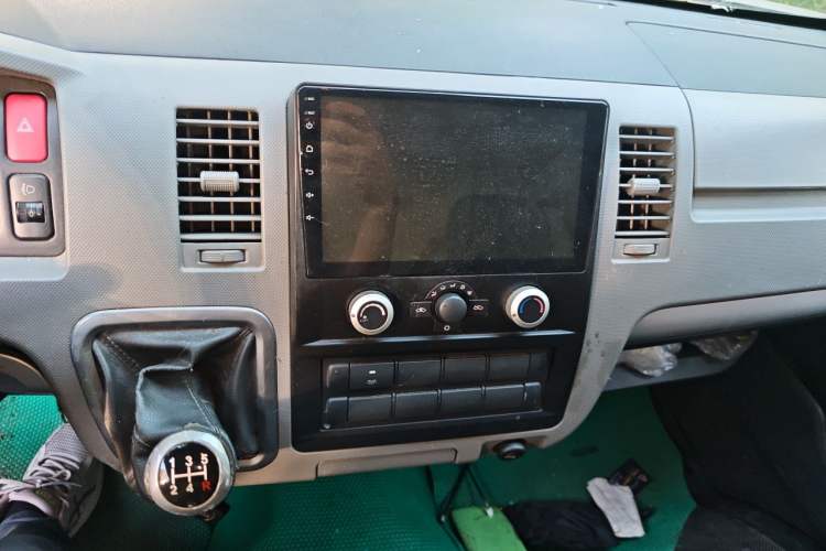 Used Foton Scenic G7 2017 2.0L Short-Wheelbase Commercial Van High-Roof 2-Seater 4Q20M Audio And AC Panel
