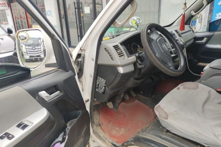 Used Foton Scenic G7 2017 2.0L Long-Wheelbase Commercial Van High Roof 2 Seats 4Q20M Driver Seat