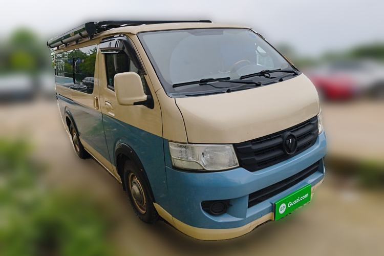 Used Foton Scenic G7 2017 2.0L Short-Wheelbase Commercial Van Flat Roof 6-Seater 4Q20M Front Right 45 Deg