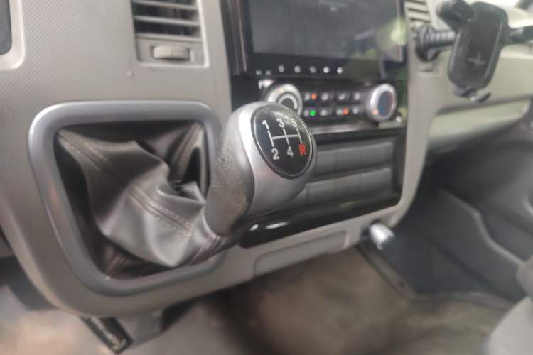 Used Foton Scenic G7  Gear Lever