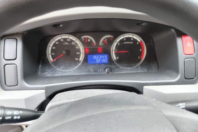 Used Foton Scenic G7 2017 2.0L Short-Wheelbase Commercial Van High Roof 6-Seater 4Q20M Instrument Cluster