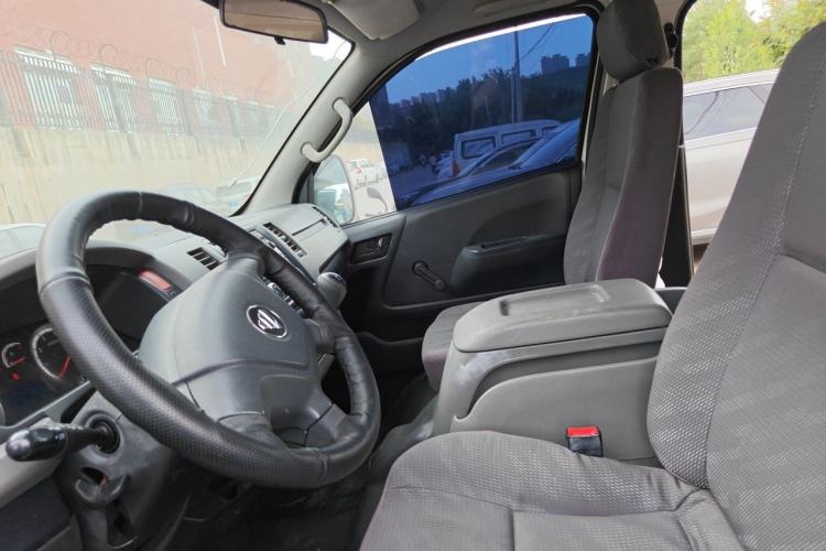 Used Foton Scenic G7 2017 2.0L Short-Wheelbase Commercial Van Flat Roof 6-Seater 4Q20M Left Front Seat
