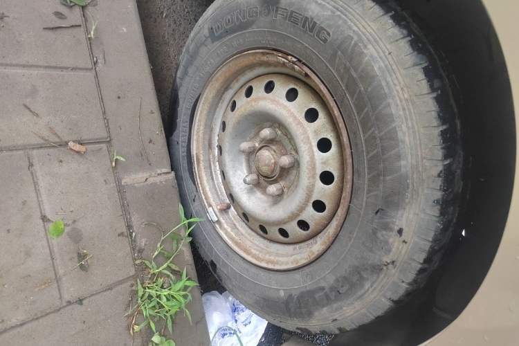 Used Foton Scenic G7  Right Front Wheel Hub