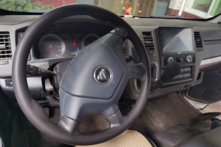 Used Foton Scenic G7 2017 2.0L Long-Wheelbase Commercial Van High Roof 2 Seats 4Q20M Steering Wheel