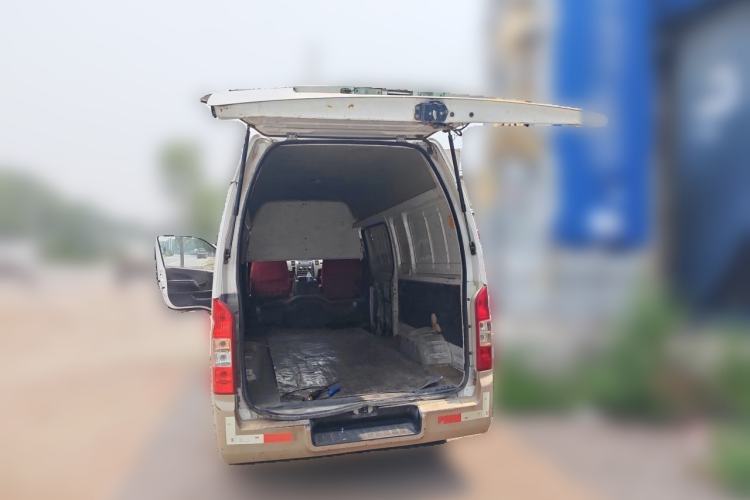 Used Foton Scenic G7 2017 2.0L Long-Wheelbase Commercial Van High Roof 2 Seats 4Q20M Trunk