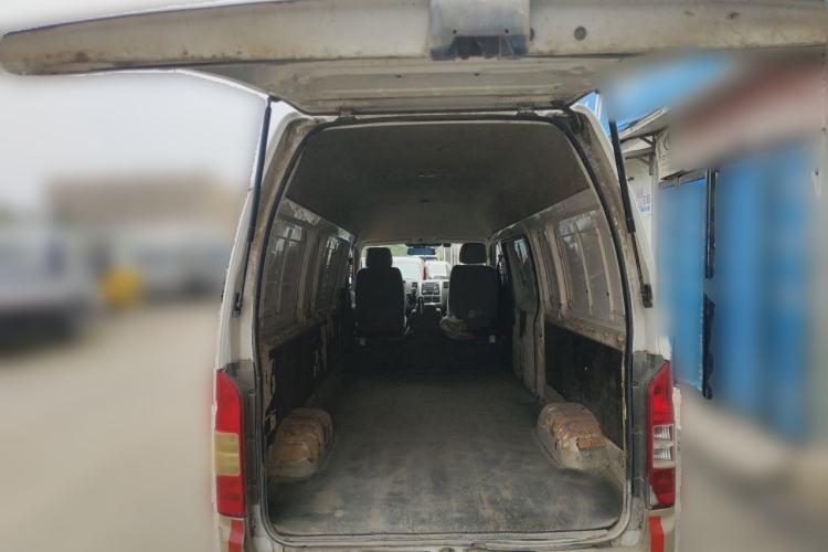 Used Foton Scenic G7 2017 2.0L Long-Wheelbase Commercial Van High Roof 2 Seats 4Q20M Trunk