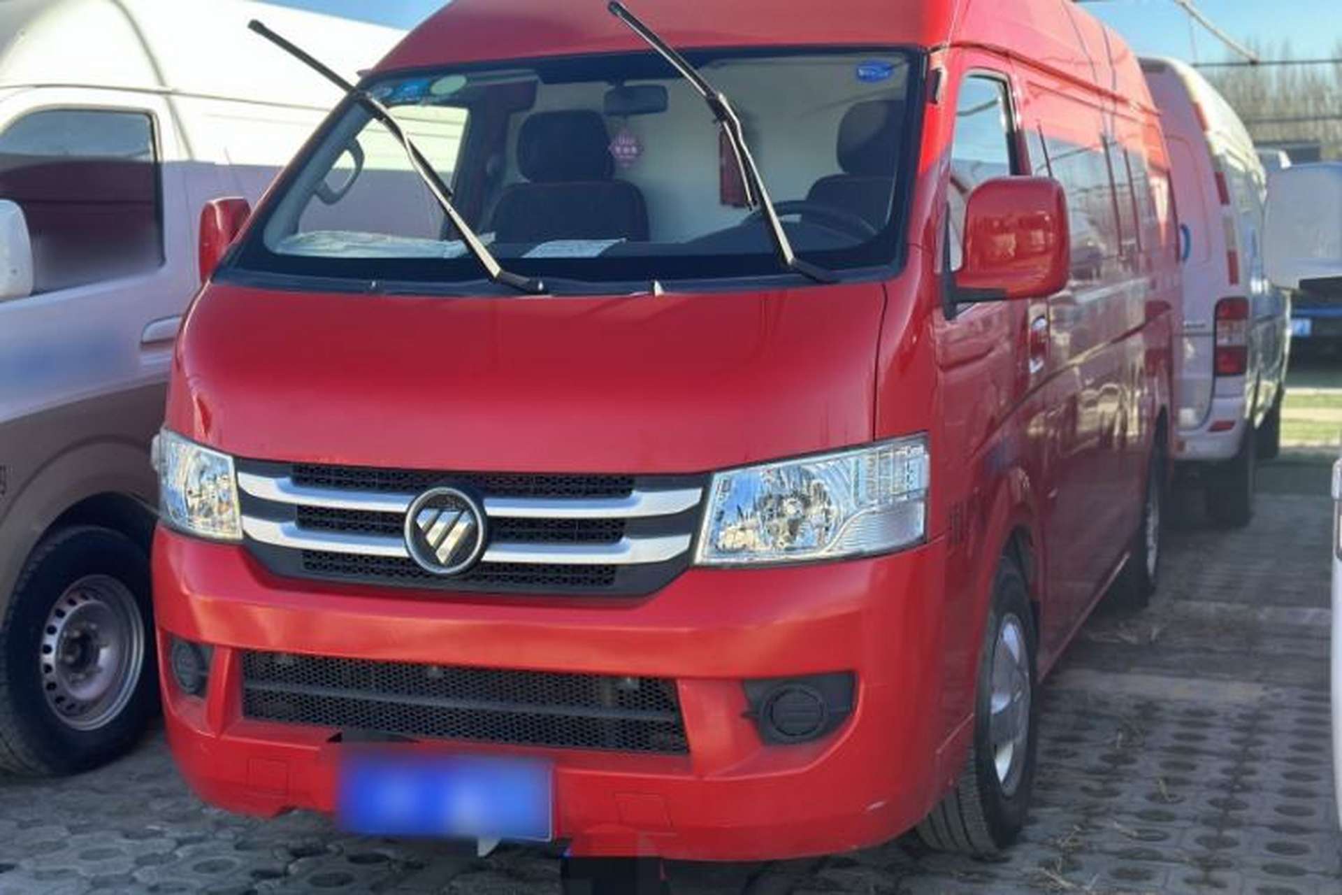 Used Foton Scenic G7 2017 2.0L Long-Wheelbase Commercial Van High Roof 2 Seats 4Q20M Front Left 45 Deg