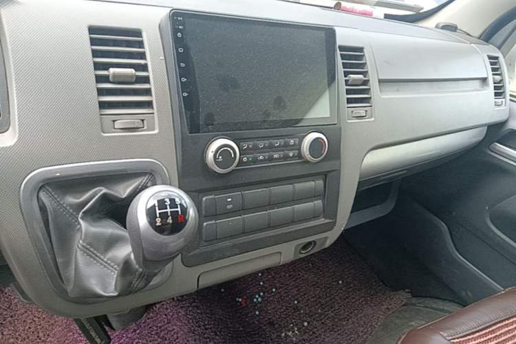 Used Foton Scenic G7 2017 2.0L Long-Wheelbase Commercial Van High Roof 2 Seats 4Q20M Audio And AC Panel