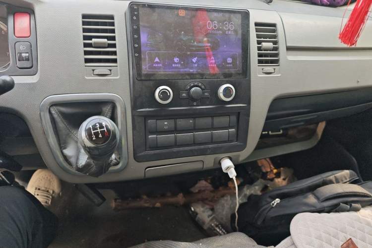 Used Foton Scenic G7 2017 2.0L Short-Wheelbase Commercial Van High-Roof 2-Seater 4Q20M Audio And AC Panel