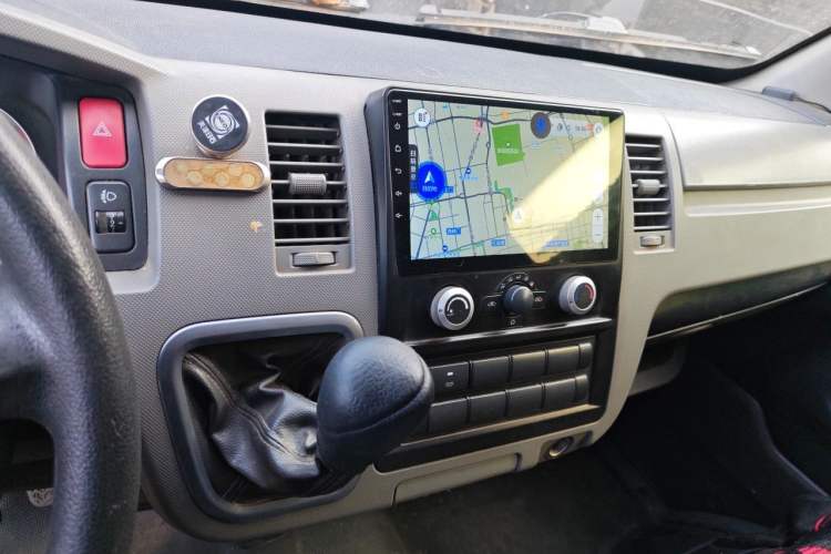 Used Foton Scenic G7 2017 2.0L Short-Wheelbase Commercial Van Flat Roof 4 Seats 4Q20M Audio And AC Panel