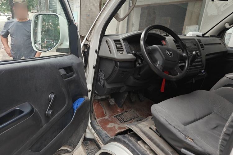 Used Foton Scenic G7 2017 2.0L Short-Wheelbase Commercial Van Flat Roof 6-Seater 4Q20M Driver Seat