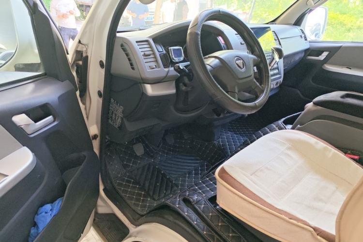 Used Foton Scenic G7 2017 2.0L Long-Wheelbase Commercial Van High Roof 6-Seater 4Q20M Driver Seat