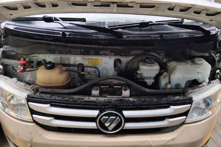 Used Foton Scenic G7 2017 2.0L Short-Wheelbase Commercial Van High Roof 6-Seater 4Q20M Engine Bay