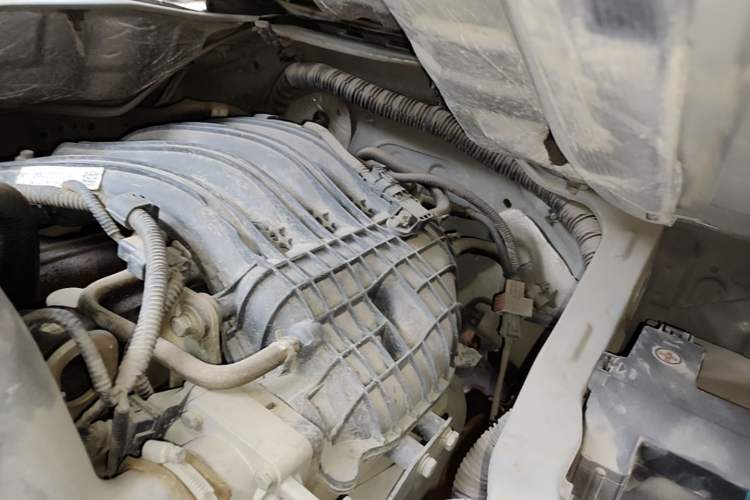 Used Foton Scenic G7  Engine Bay Left