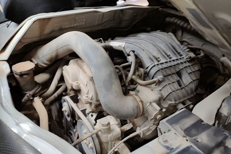 Used Foton Scenic G7  Engine Bay