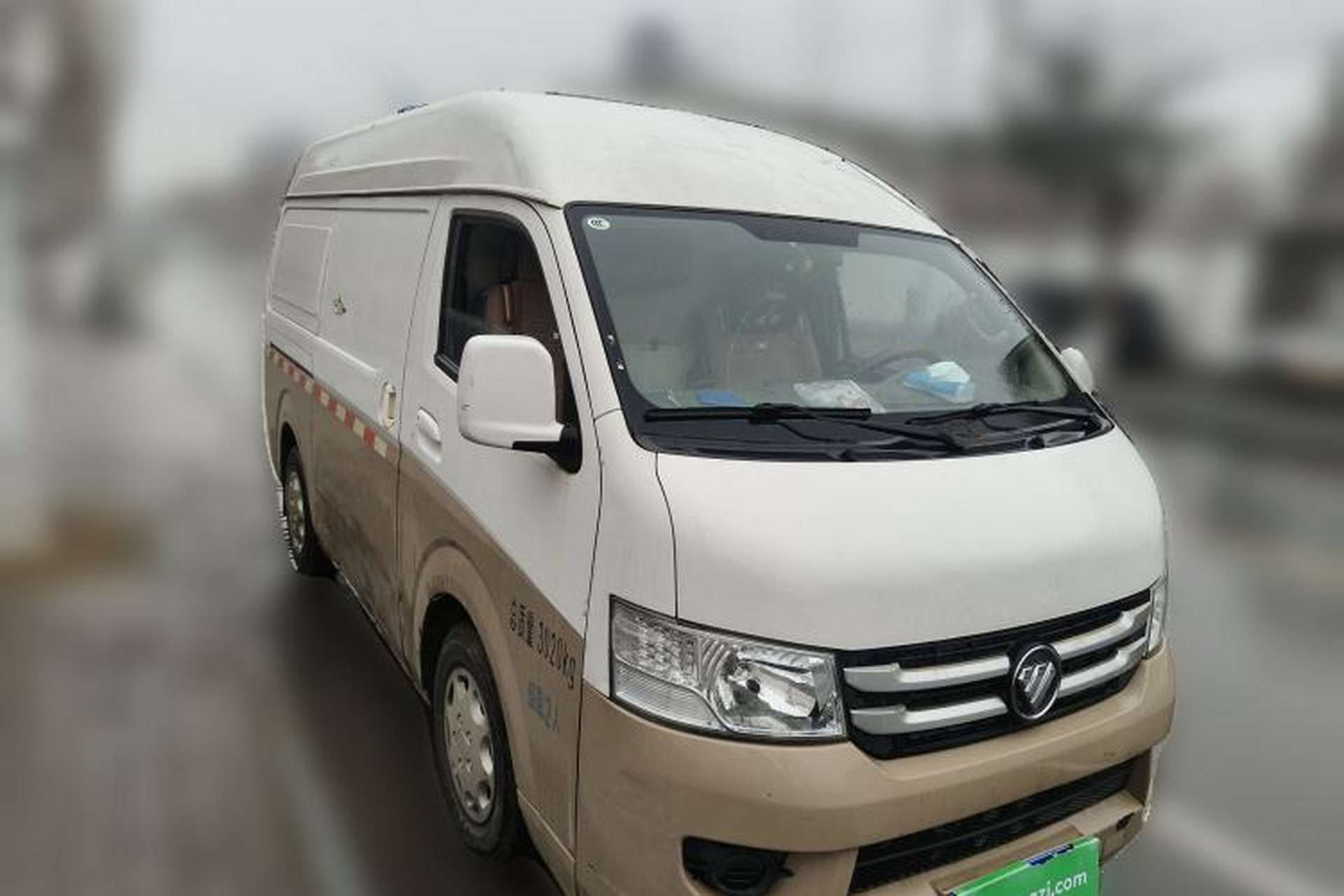 Used Foton Scenic G7 2017 2.0L Short-Wheelbase Commercial Van High-Roof 2-Seater 4Q20M Front Right 45 Deg