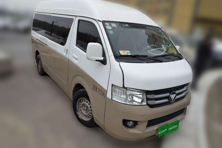 Used Foton Scenic G7 2017 2.0L Long-Wheelbase Commercial Van High Roof 6-Seater 4Q20M Front Right 45 Deg
