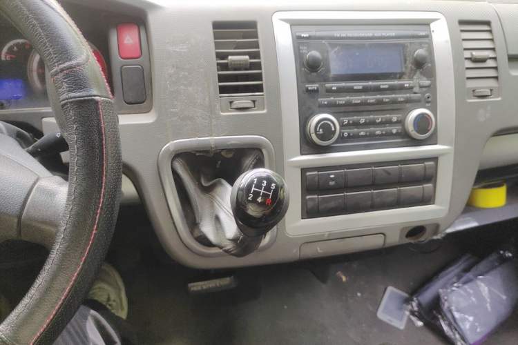 Used Foton Scenic G7  Gear Lever