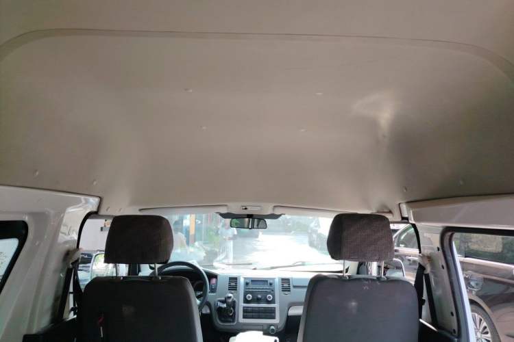 Used Foton Scenic G7 2017 2.0L Long-Wheelbase Commercial Van High-Roof Version 4 Seats 4Q20M Headliner