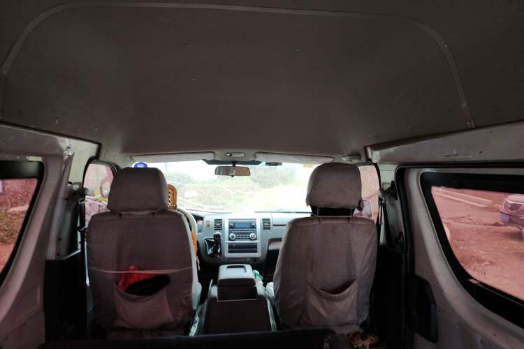 Used Foton Scenic G7 2017 2.0L Long-Wheelbase Commercial Van High Roof 6-Seater 4Q20M Headliner