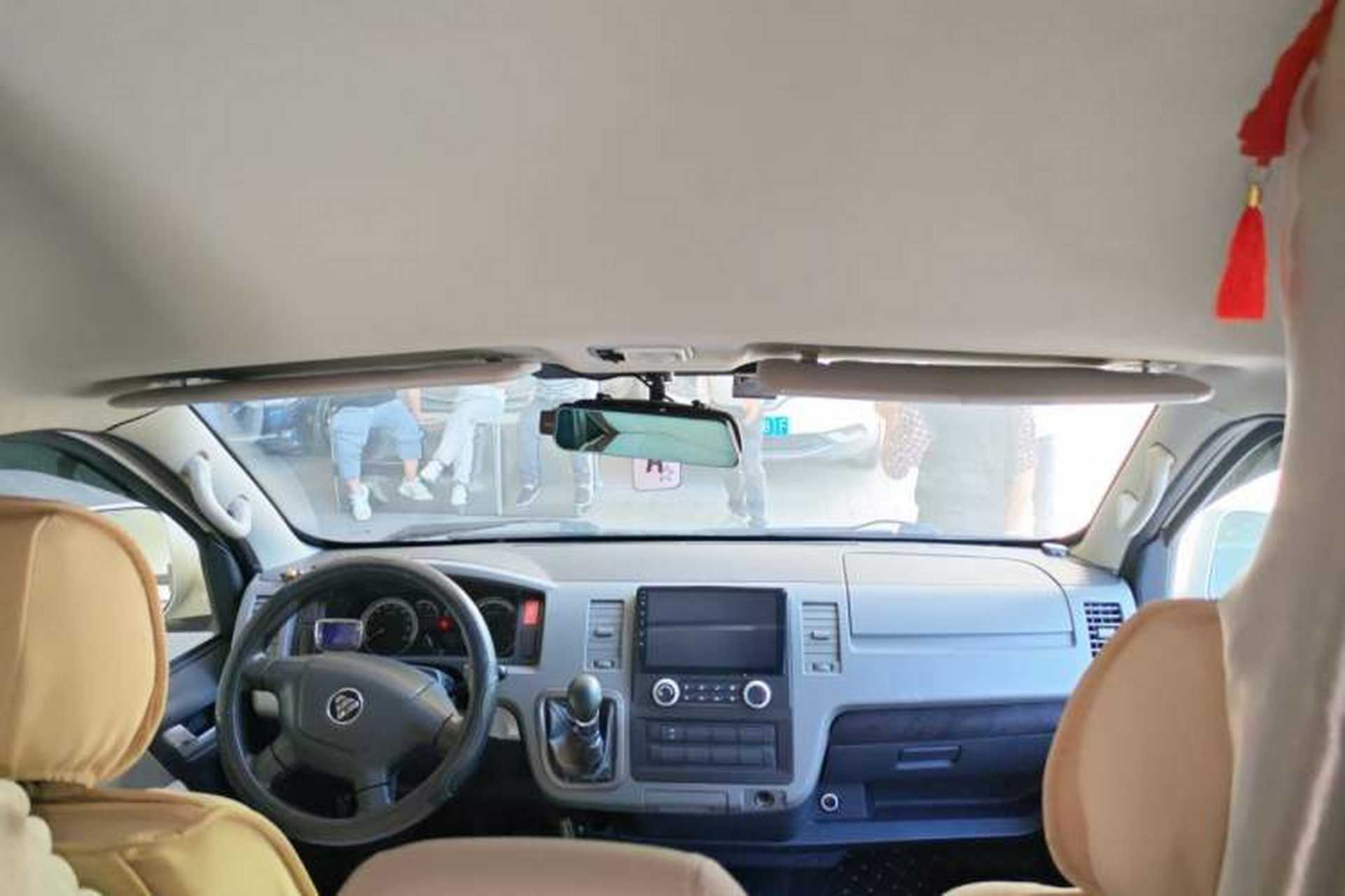 Used Foton Scenic G7 2017 2.0L Long-Wheelbase Commercial Van High Roof 6-Seater 4Q20M Headliner