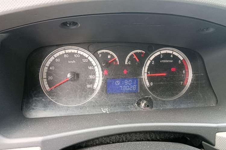 Used Foton Scenic G7 2017 2.0L Long-Wheelbase Commercial Van High Roof 2 Seats 4Q20M Instrument Cluster