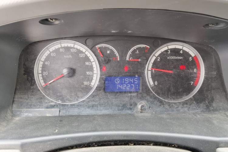 Used Foton Scenic G7 2017 2.0L Long-Wheelbase Commercial Van High Roof 6-Seater 4Q20M Instrument Cluster