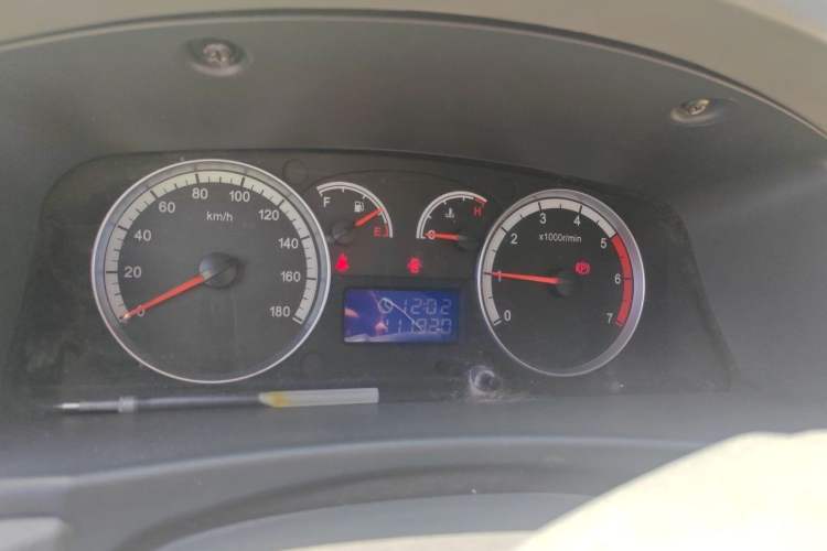 Used Foton Scenic G7 2017 2.0L Long-Wheelbase Commercial Van High Roof 2 Seats 4Q20M Instrument Cluster