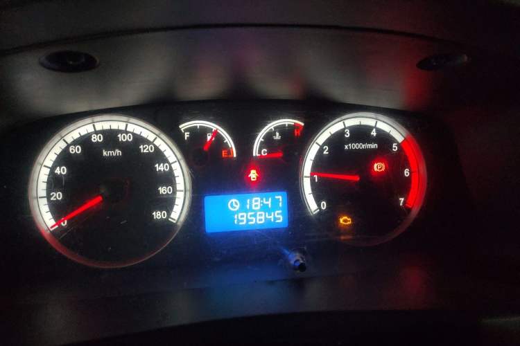 Used Foton Scenic G7 2017 2.0L Long-Wheelbase Commercial Van High Roof 6-Seater 4Q20M Instrument Cluster