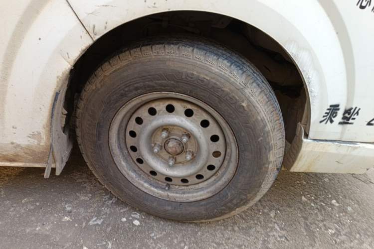 Used Foton Scenic G7  Right Front Wheel Hub