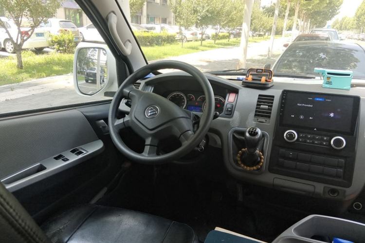Used Foton Scenic G7 2017 2.0L Short-Wheelbase Commercial Van Flat Roof 6-Seater 4Q20M Steering Wheel