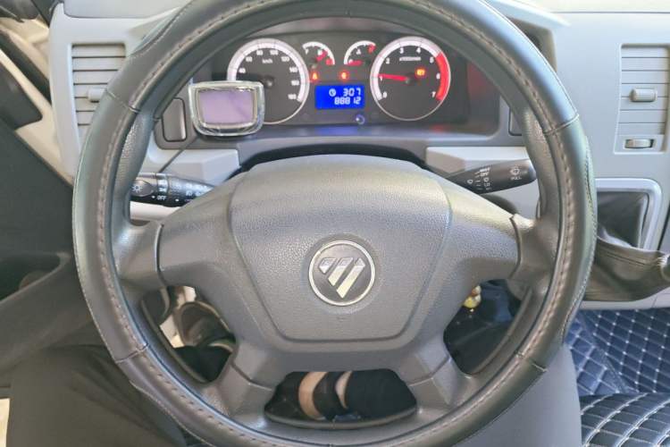 Used Foton Scenic G7 2017 2.0L Long-Wheelbase Commercial Van High Roof 6-Seater 4Q20M Steering Wheel