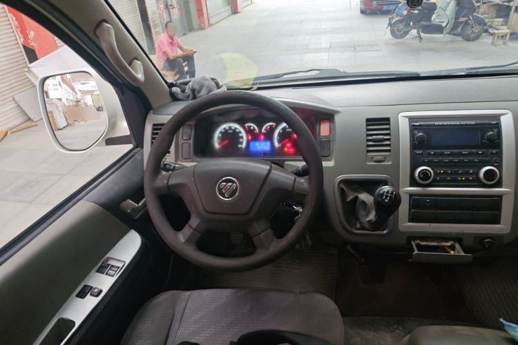 Used Foton Scenic G7 2017 2.0L Short-Wheelbase Commercial Van Flat Roof 6-Seater 4Q20M Steering Wheel