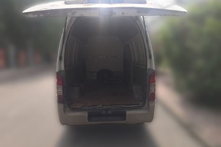 Used Foton Scenic G7 2017 2.0L Long-Wheelbase Commercial Van High Roof 2 Seats 4Q20M Trunk