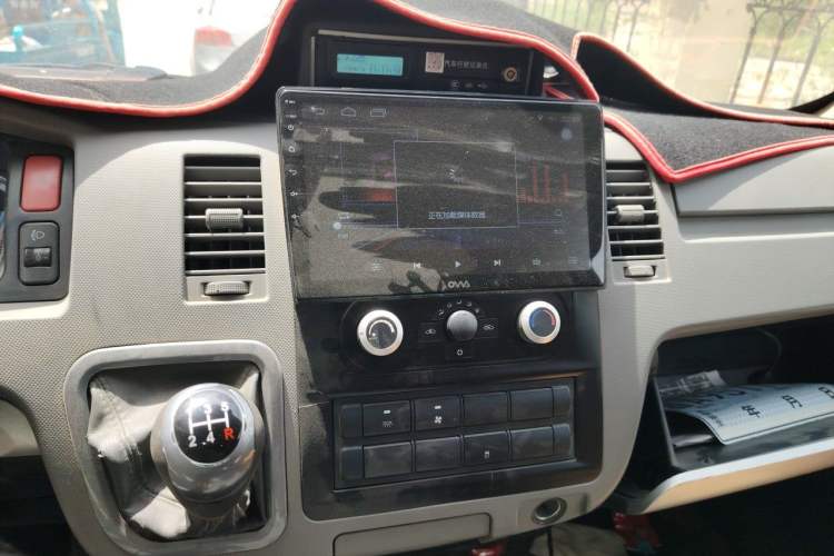 Used Foton Scenic G7 2019 2.4L Long Wheelbase High-Roof 2-Seater China VI 4K22D4M Audio And AC Panel