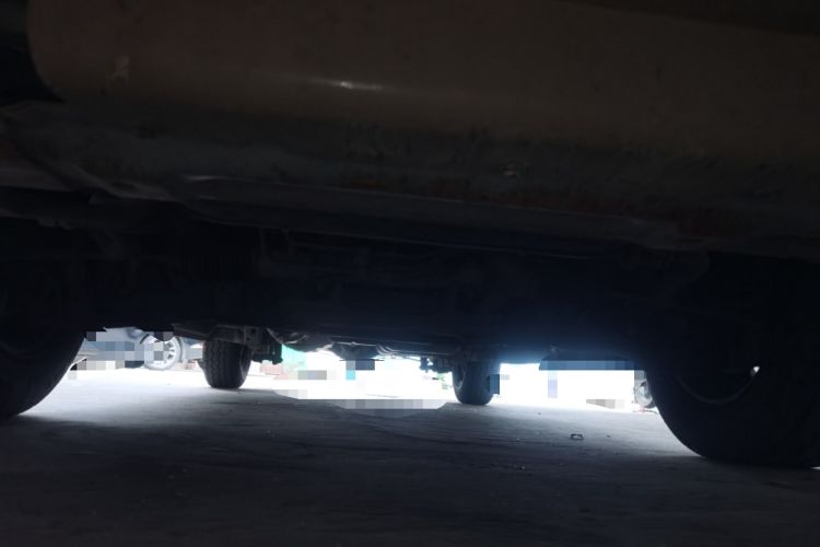 Used Foton Scenic G7 2019 2.4L Long Wheelbase High-Roof 2-Seater China VI 4K22D4M Chassis Front